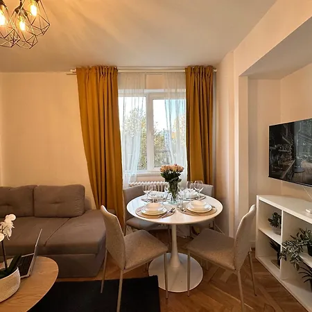 Apartment So Fresh View Old *